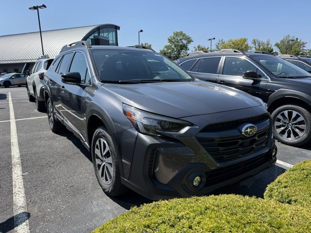 2025 Subaru Outback Premium photo 2