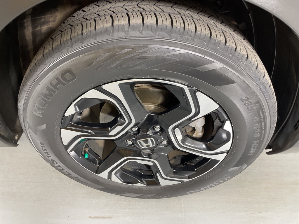 2018 Honda CR-V Touring photo 11