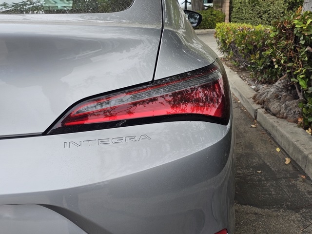 2025 Acura Integra Base photo 9