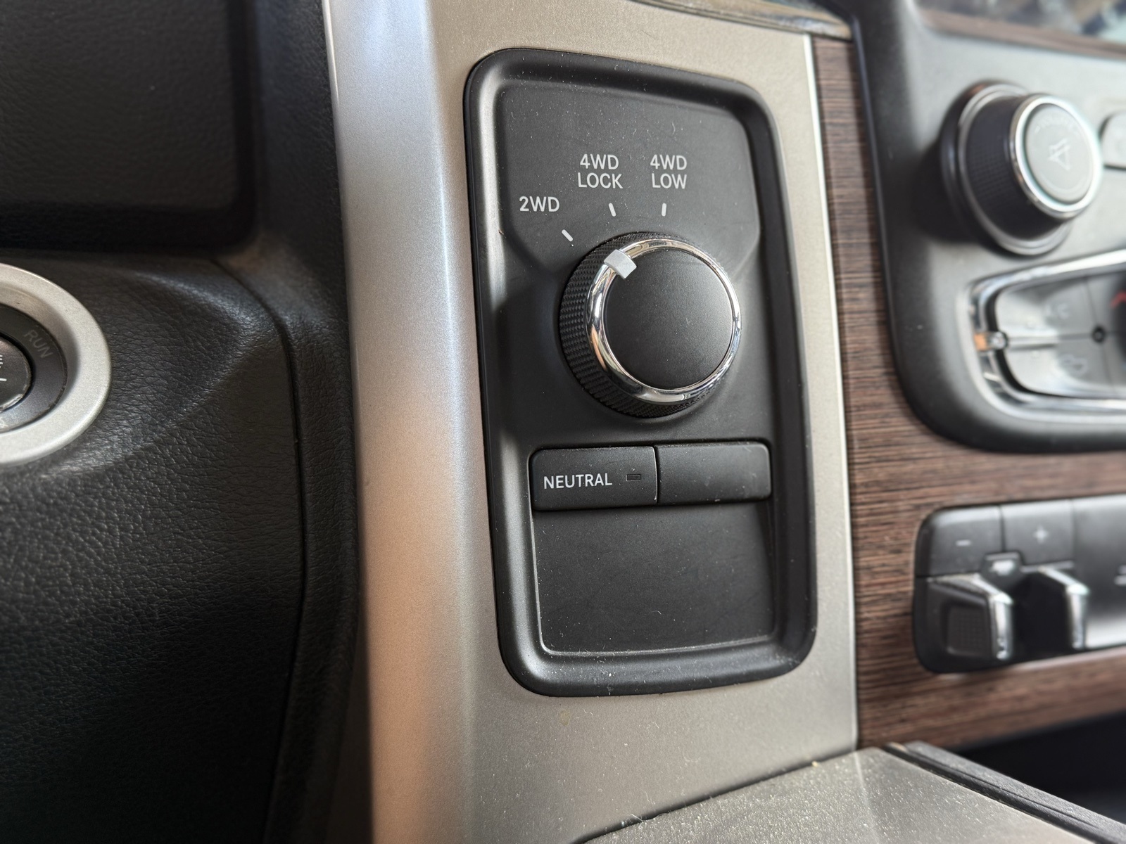 2018 Ram 2500 Laramie photo 23