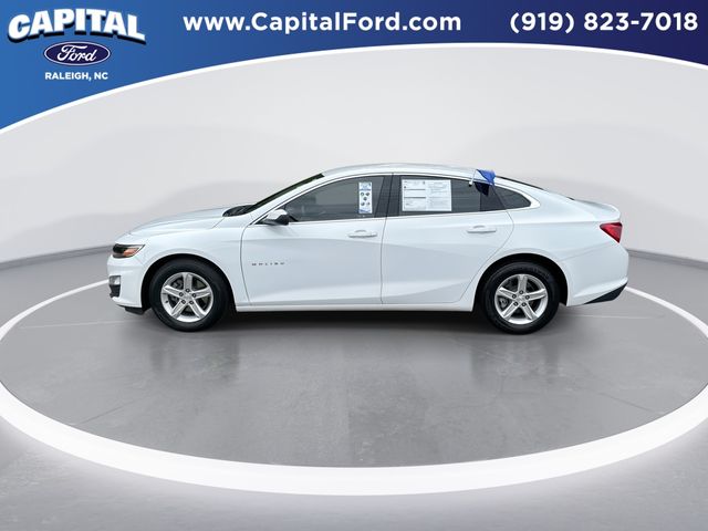 2024 Chevrolet Malibu LS photo 4