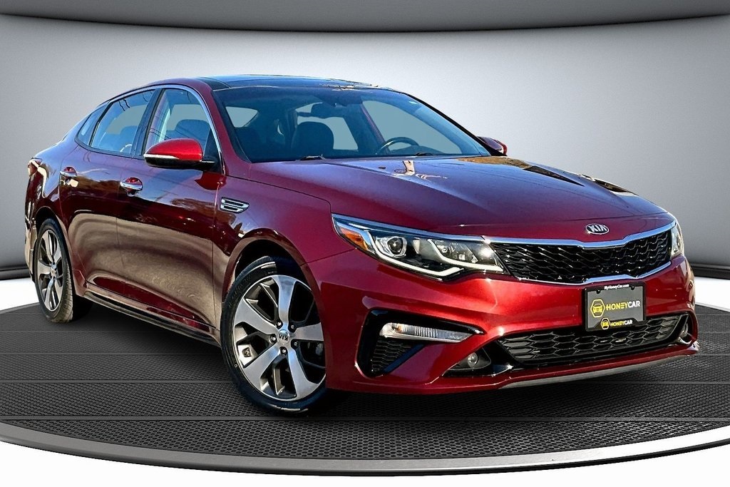 2019 Kia Optima S's photo