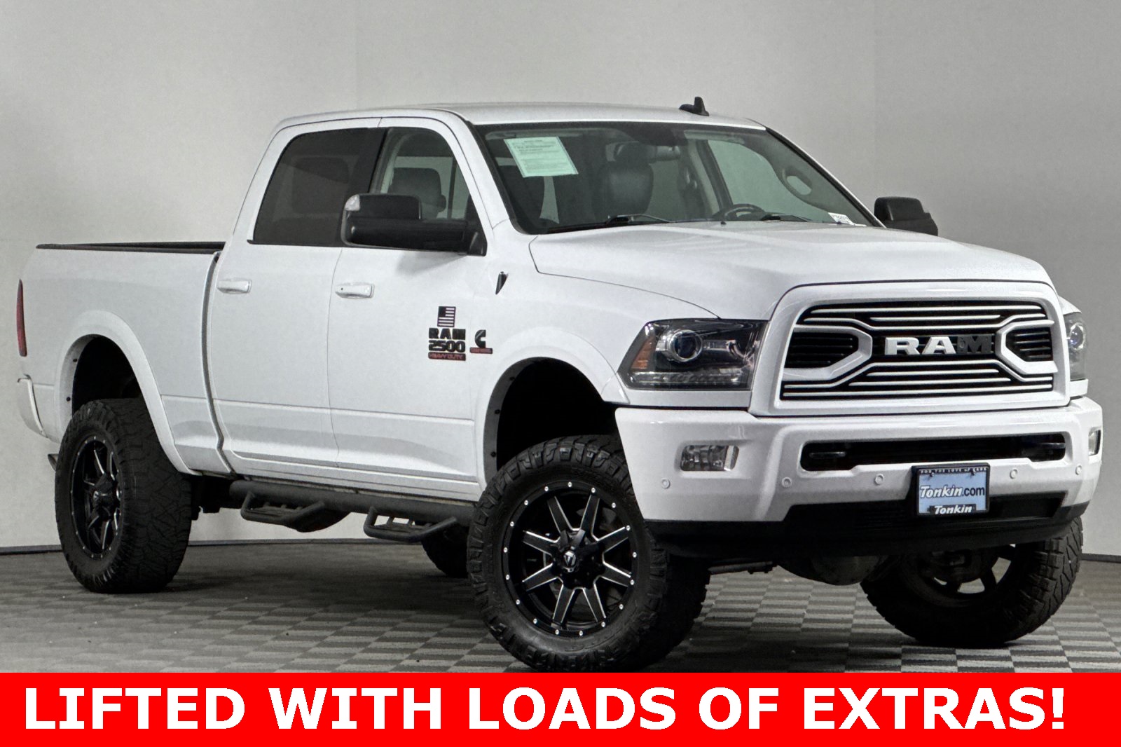 2018 Ram 2500 Laramie photo 2
