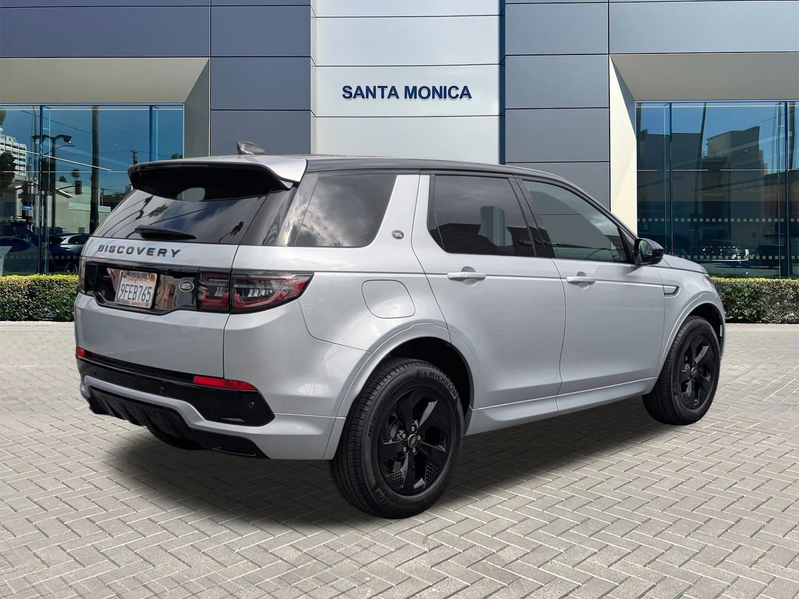 2023 Land Rover Discovery Sport S R-Dynamic photo 5