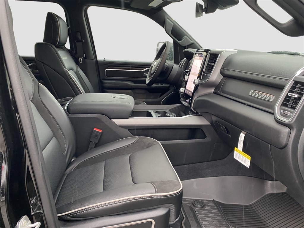 2026 Ram 1500 Laramie photo 24