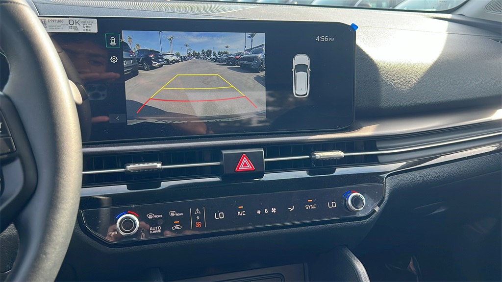 2026 Kia Sportage SX photo 17