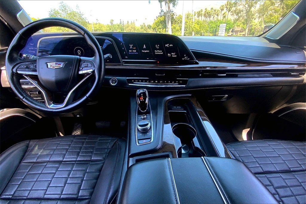 2022 Cadillac Escalade Premium Luxury Platinum photo 15