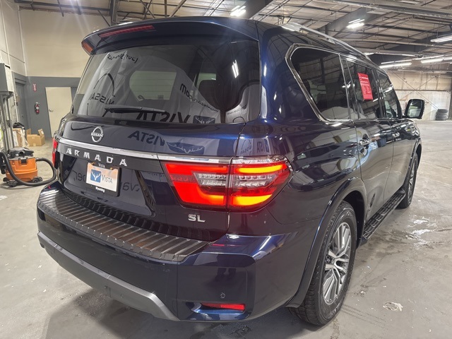 2024 Nissan Armada SL photo 5