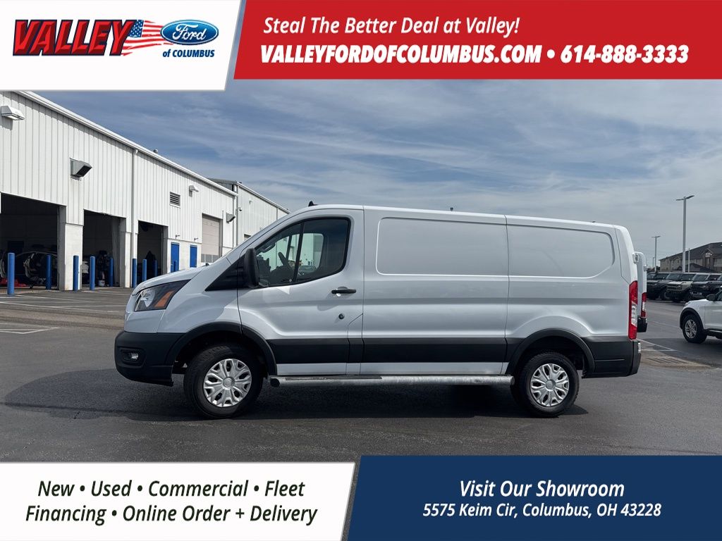 2023 Ford Transit photo 3