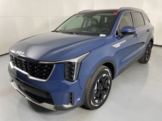 2025 Kia Sorento S photo 4