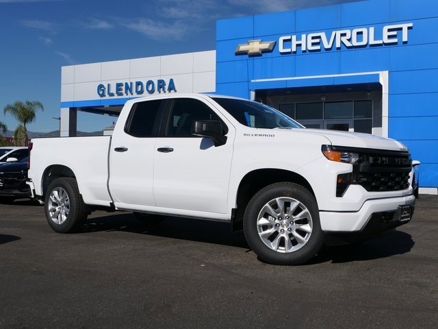 2026 Chevrolet Silverado 1500 Custom's photo