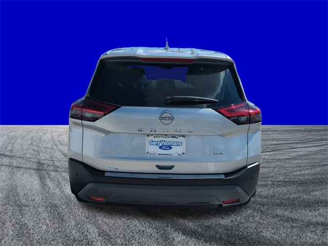 2023 Nissan Rogue SV photo 4