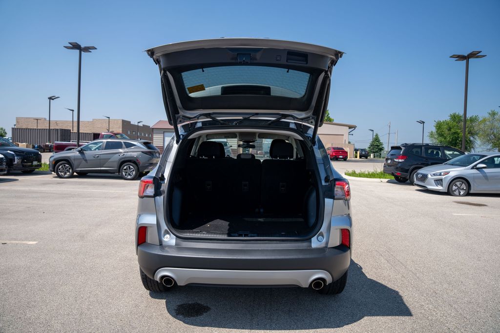 2022 Ford Escape SE photo 10