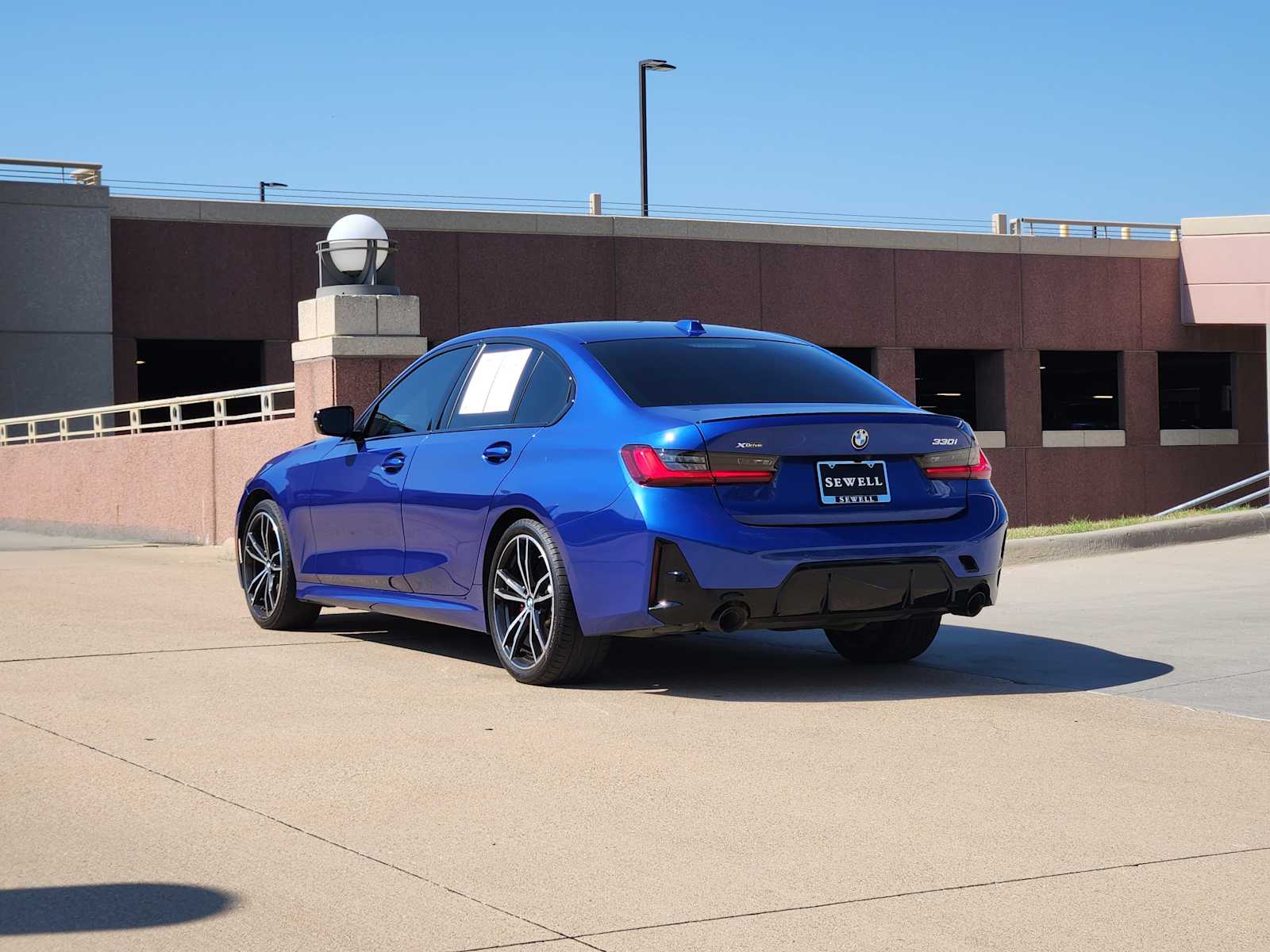 2023 Bmw 330i xDrive photo 3