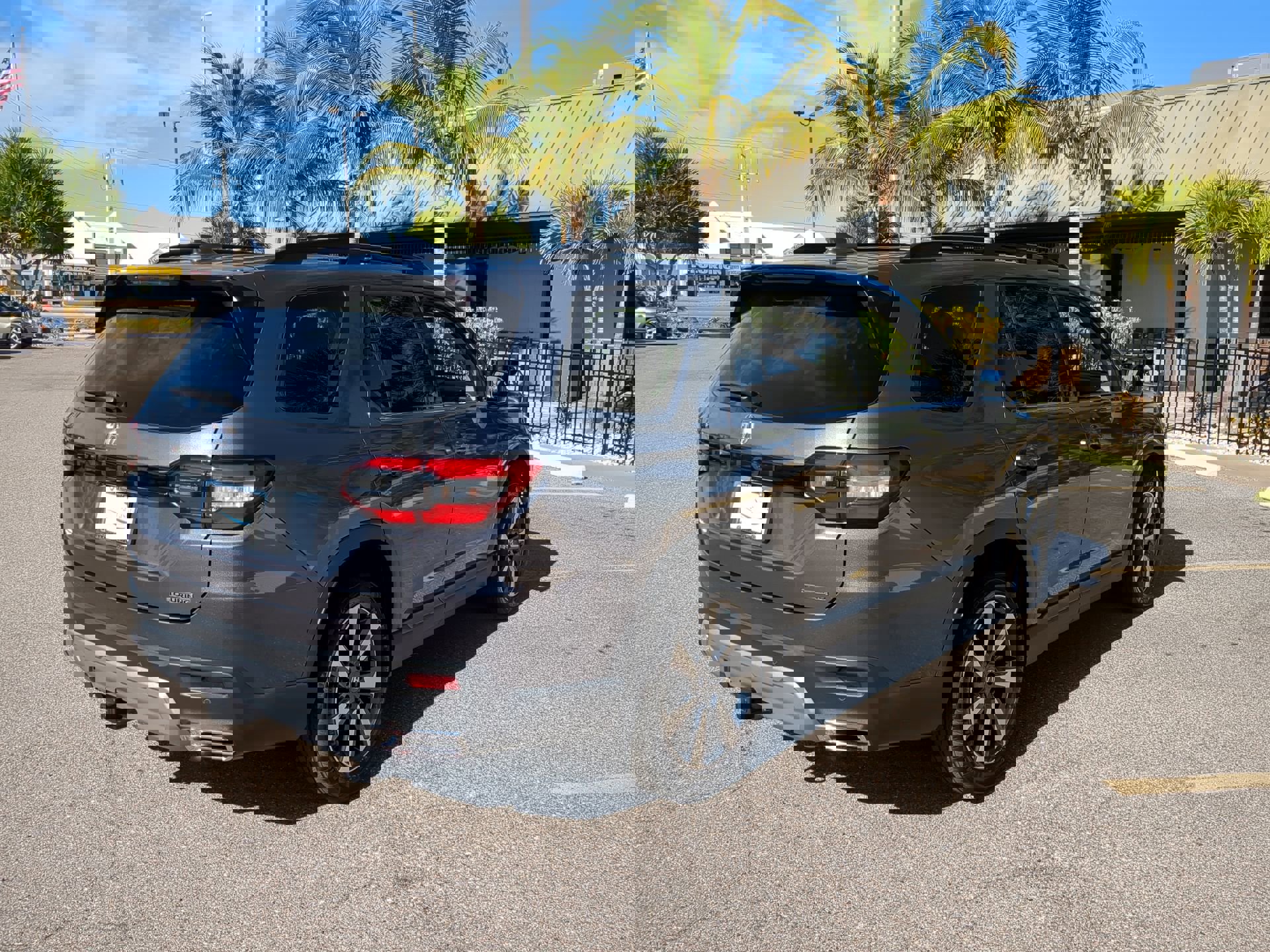 2025 Honda Pilot Touring photo 3