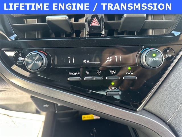 2022 Toyota Camry XSE photo 21