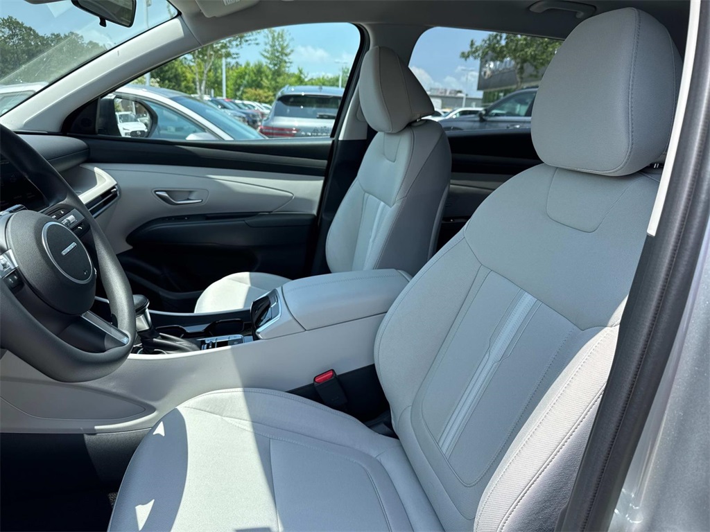 2025 Hyundai Tucson SEL photo 6