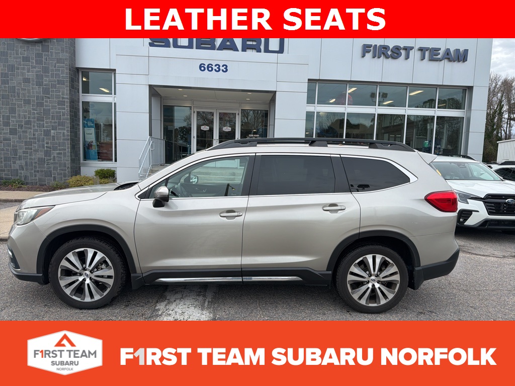 2019 Subaru Ascent Limited's photo