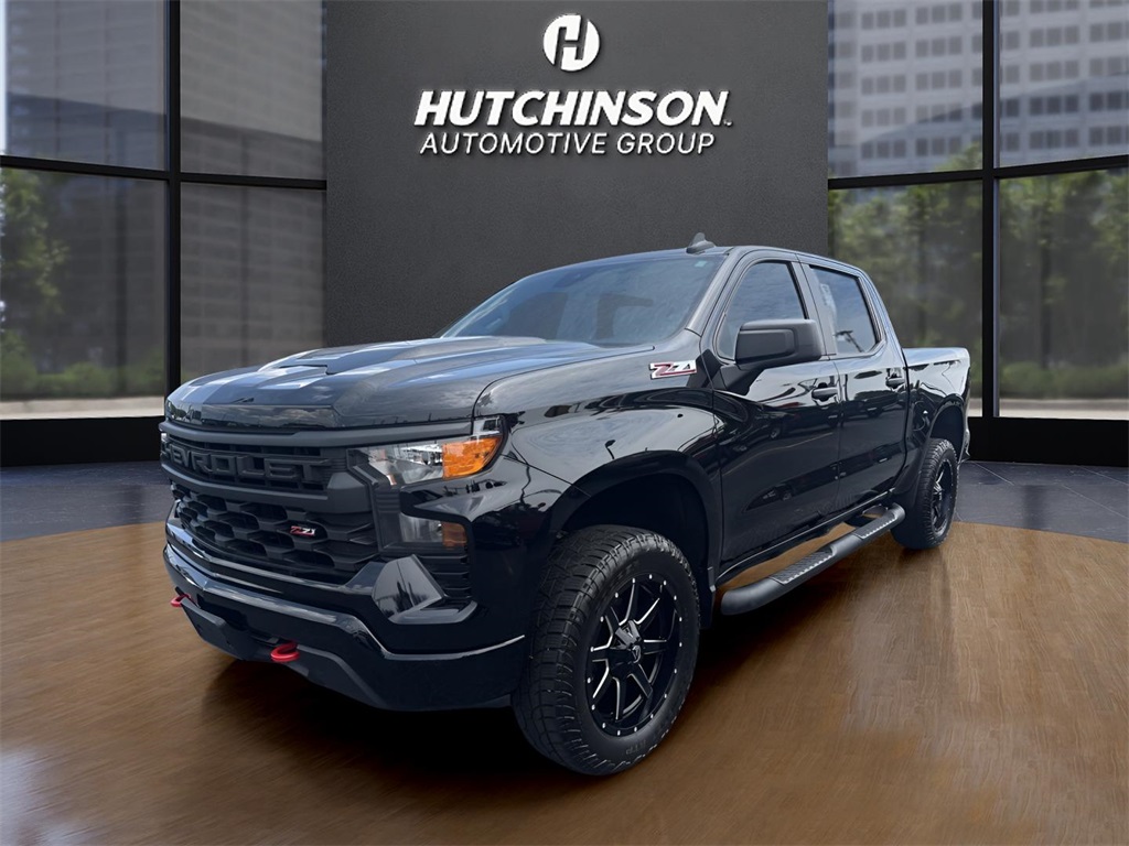 2023 Chevrolet Silverado 1500 Custom Trail Boss photo 3