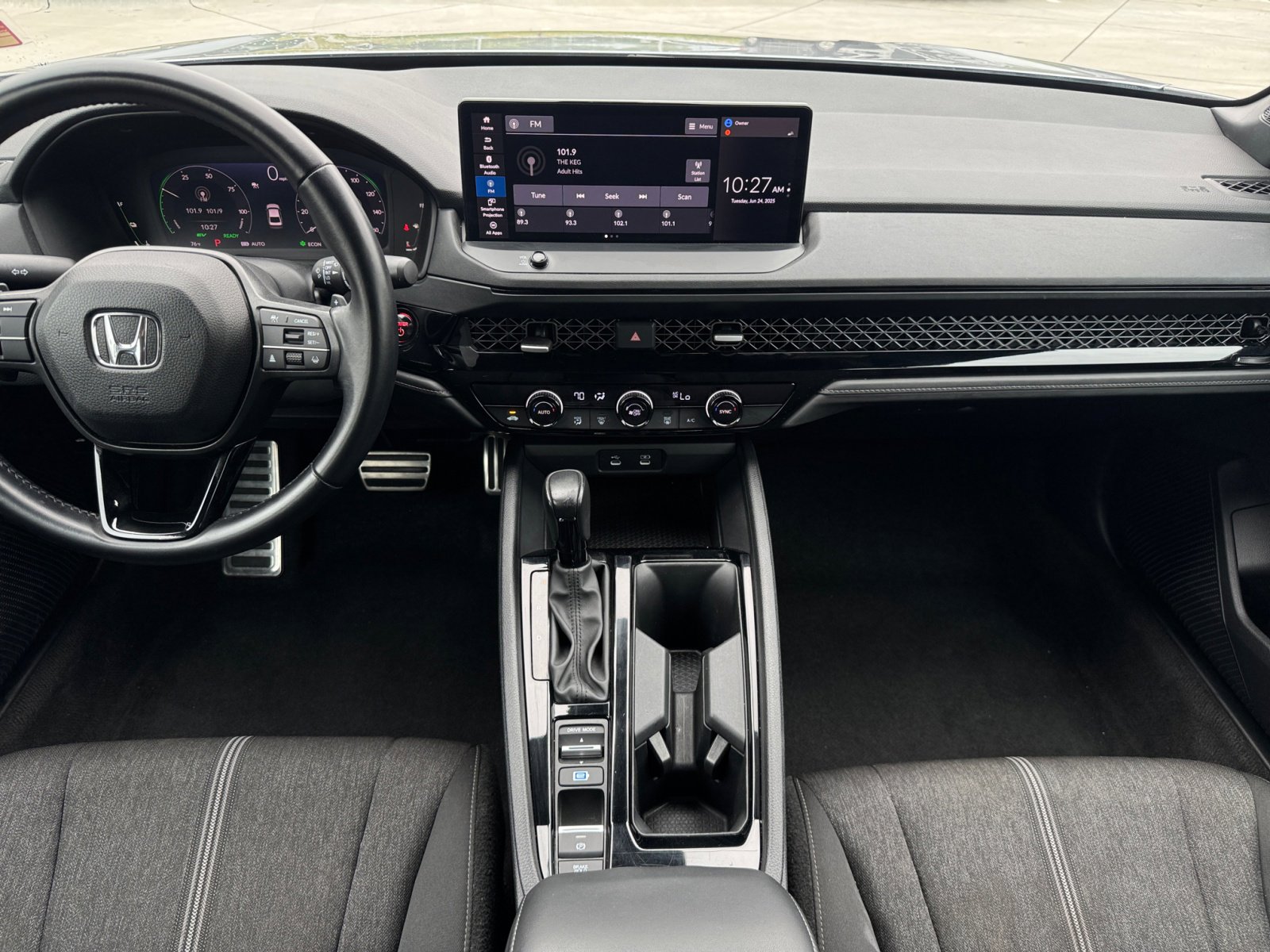 2023 Honda Accord Hybrid Sport photo 4