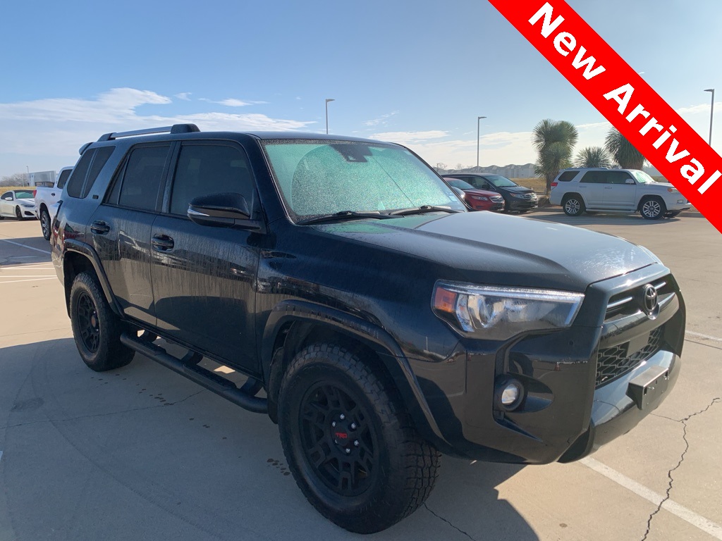 2023 Toyota 4Runner SR5 Premium's photo