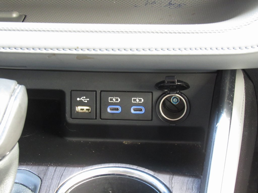 2022 Toyota Highlander Platinum photo 32