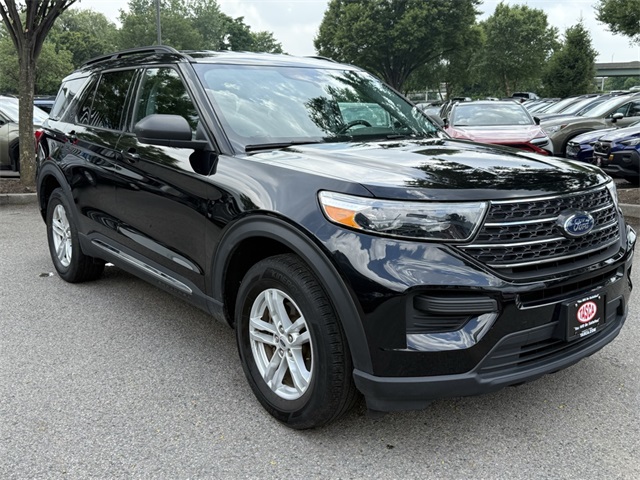 2022 Ford Explorer XLT photo 3