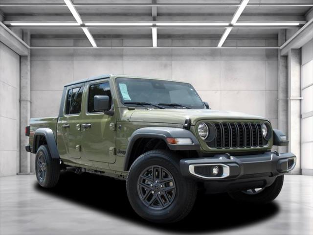 2025 Jeep Gladiator Sport S's photo