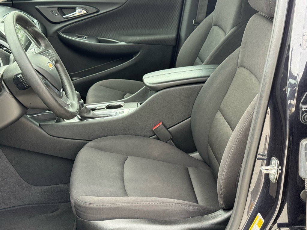 2023 Chevrolet Malibu 1LT photo 17
