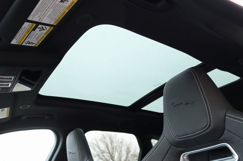 2026 JAGUAR F-PACE - Image 14