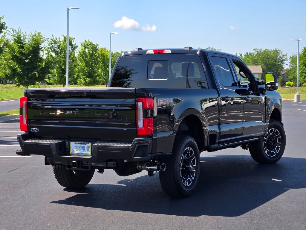 2025 Ford F-250 Platinum photo 11
