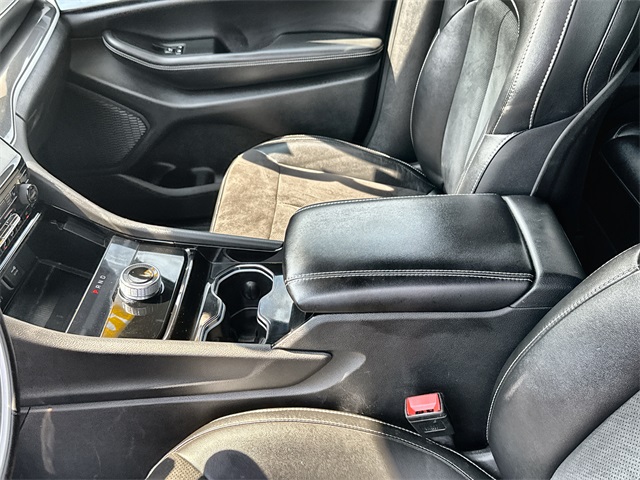 2023 Jeep Grand Cherokee Laredo Altitude photo 18
