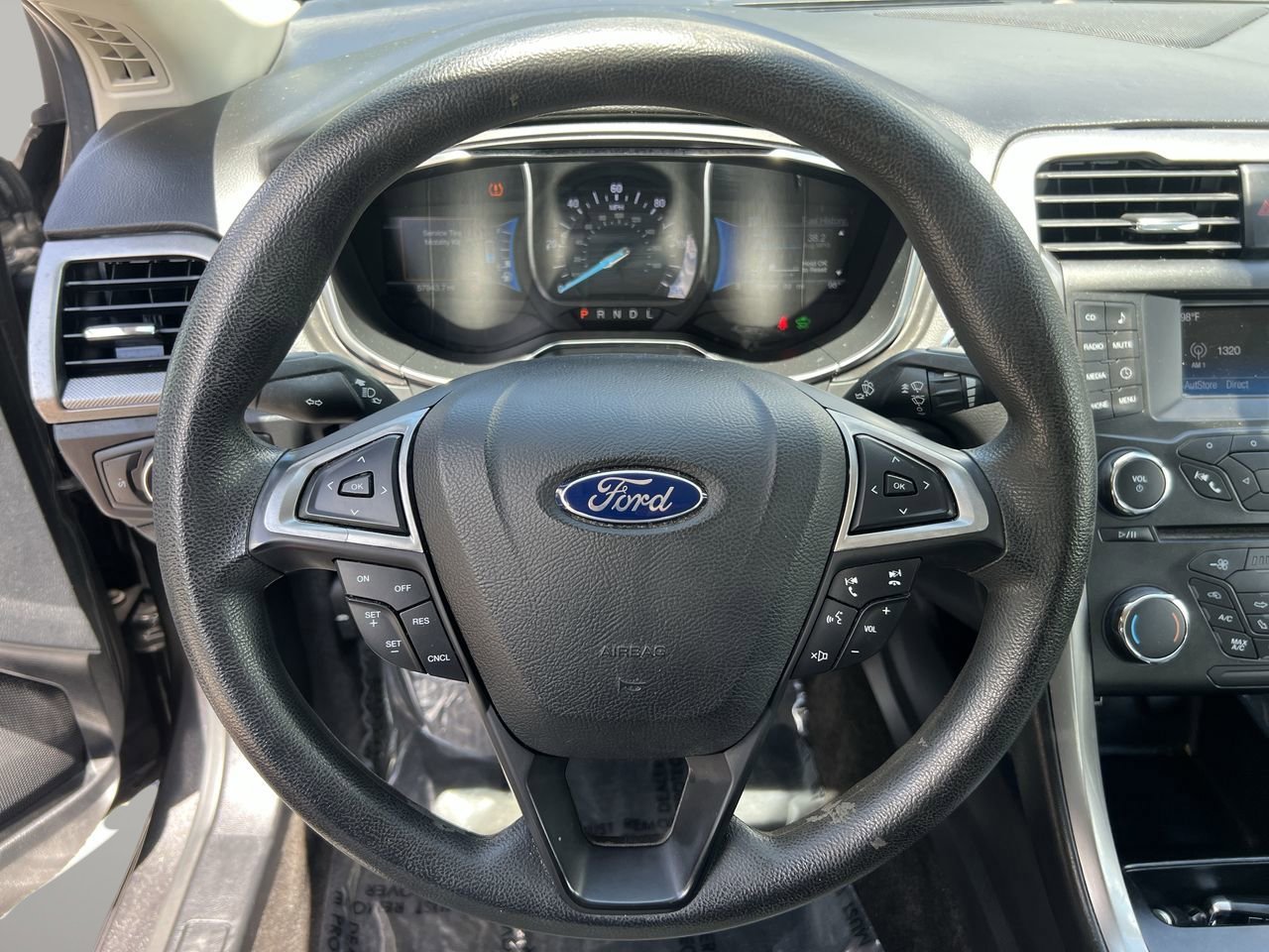 2017 Ford Fusion S Hybrid photo 24