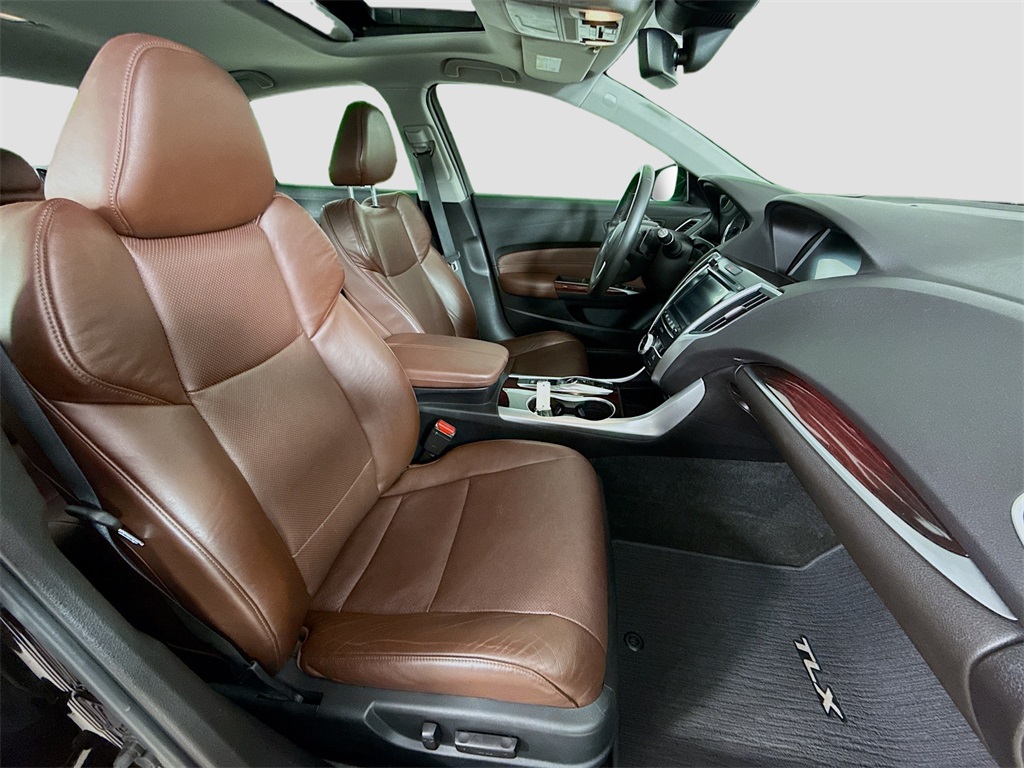 2015 Acura TLX Advance photo 28