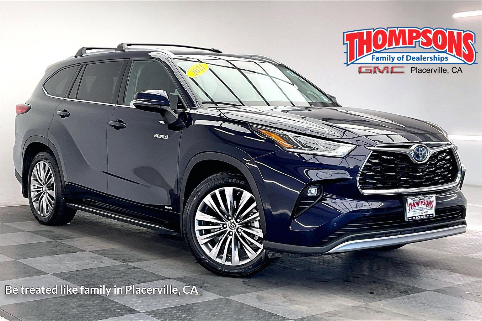 2021 Toyota Highlander Platinum's photo