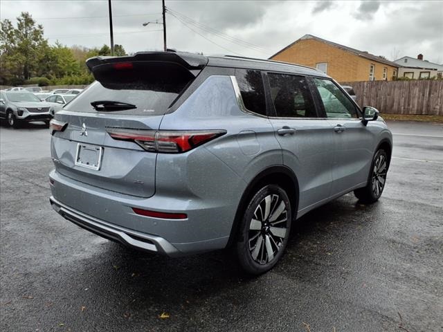 2025 Mitsubishi Outlander SEL GT photo 3