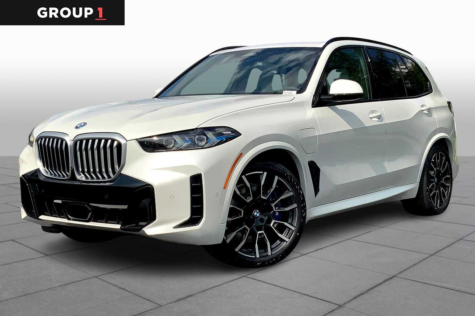 2026 BMW X5 50e's photo