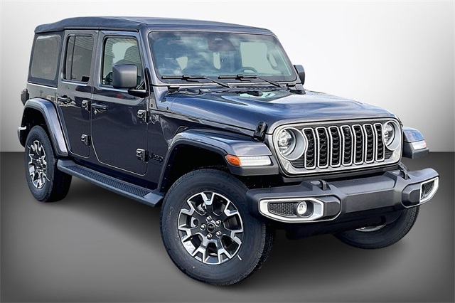 2026 Jeep Wrangler 4-Door Sahara's photo