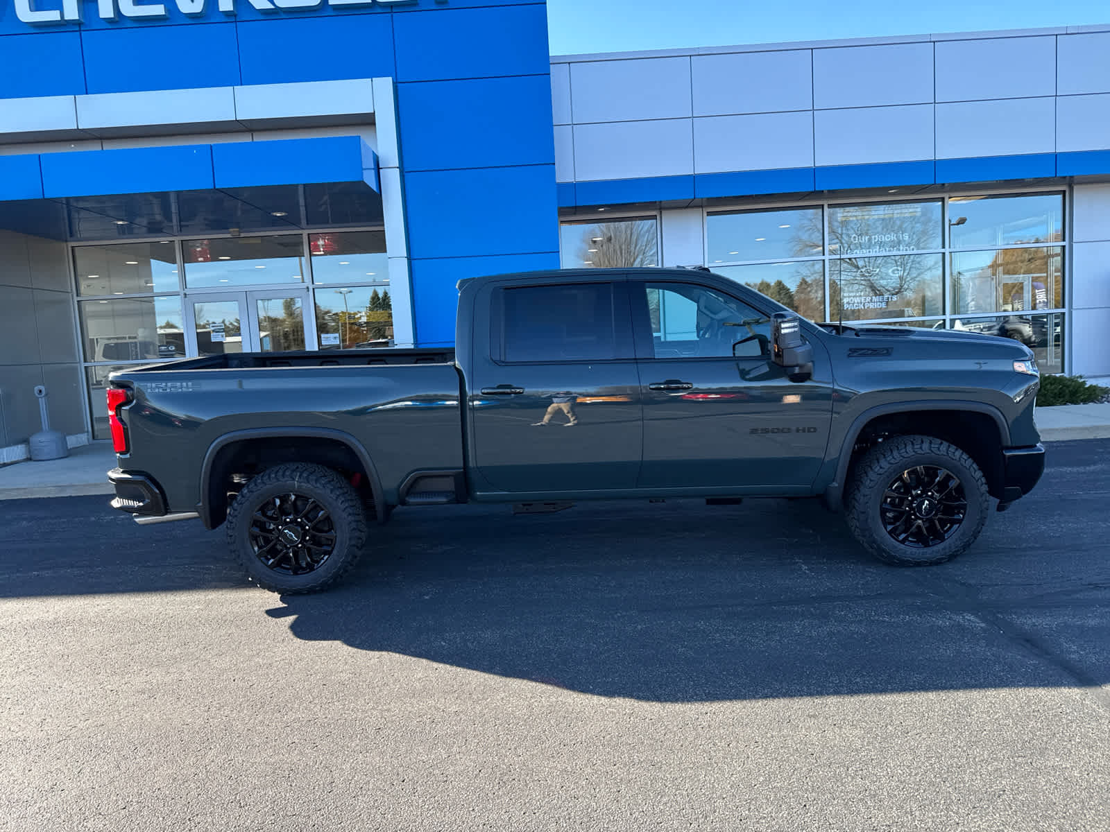 2026 Chevrolet Silverado 2500HD LTZ photo 3