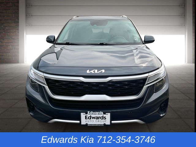 2022 Kia Seltos EX photo 7
