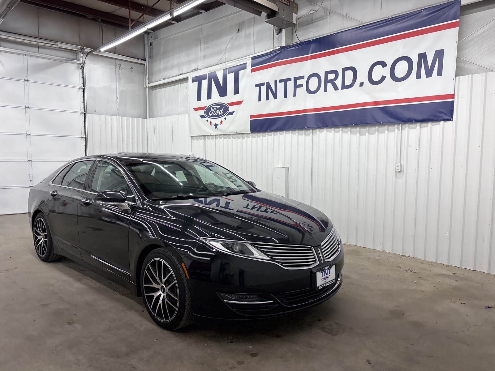 Used 2015 Lincoln MKZ Base with VIN 3LN6L2JK6FR615234 for sale in Red Oak, IA