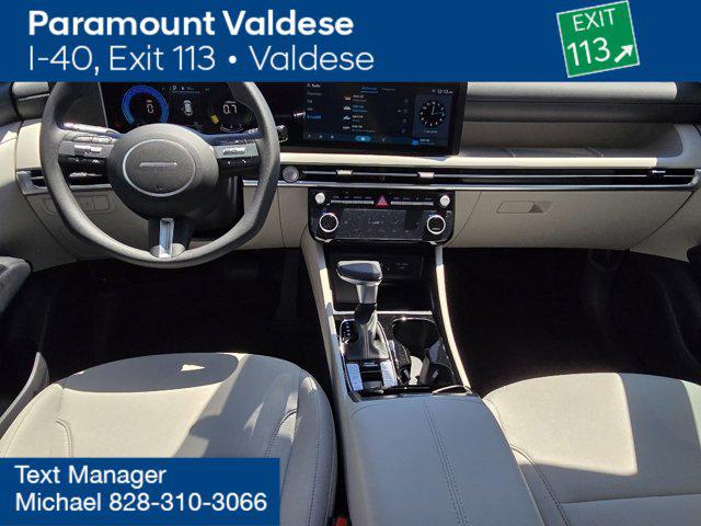 2025 Hyundai Tucson SEL photo 3