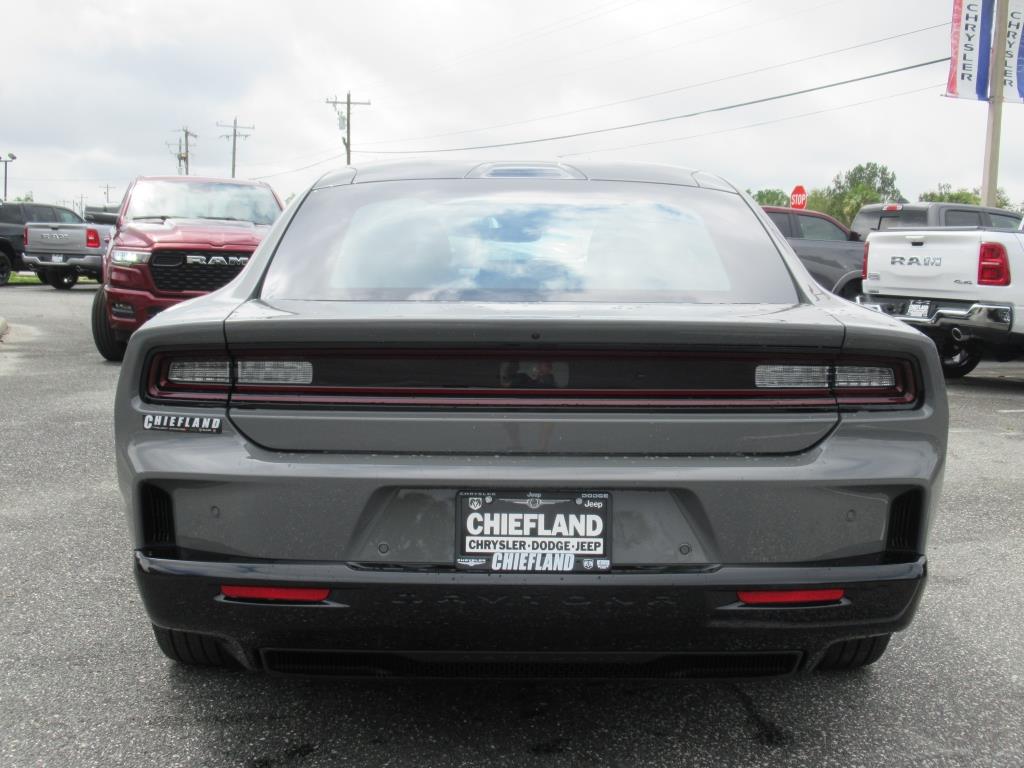 2025 Dodge Charger R/T photo 6