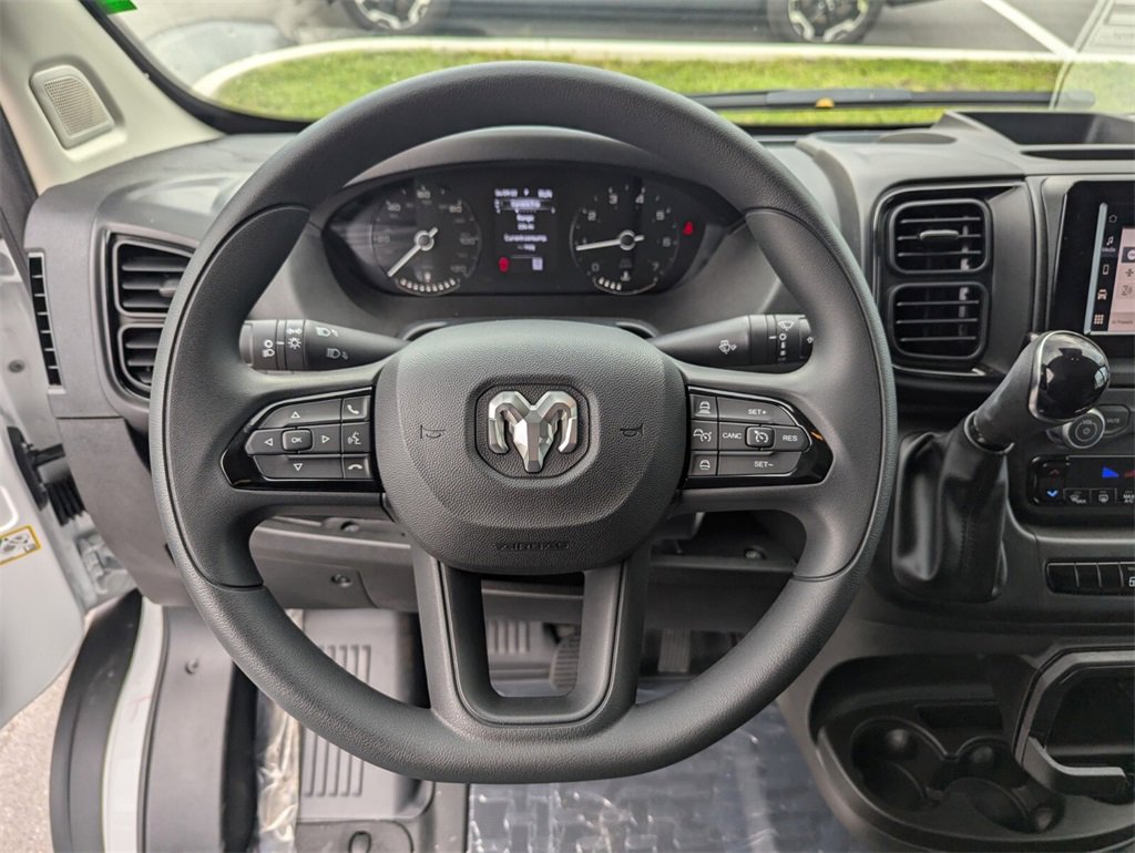 2025 Ram 1500 Tradesman photo 16
