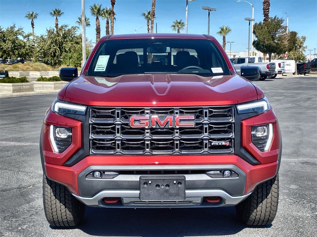 2025 Gmc Canyon AT4 photo 2