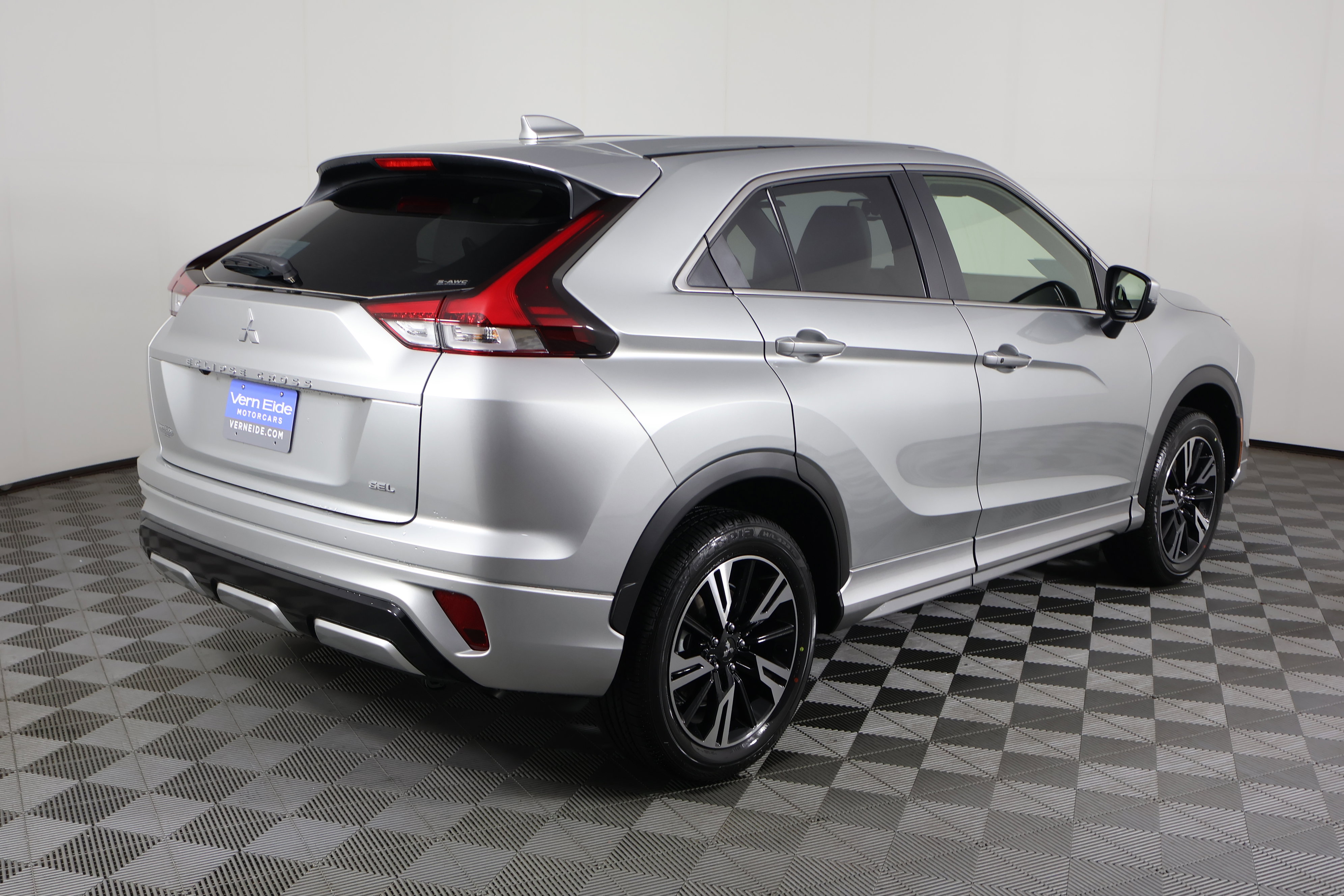2025 Mitsubishi Eclipse Cross SEL photo 6