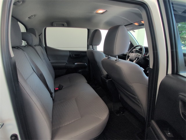 2023 Toyota Tacoma V6 photo 21