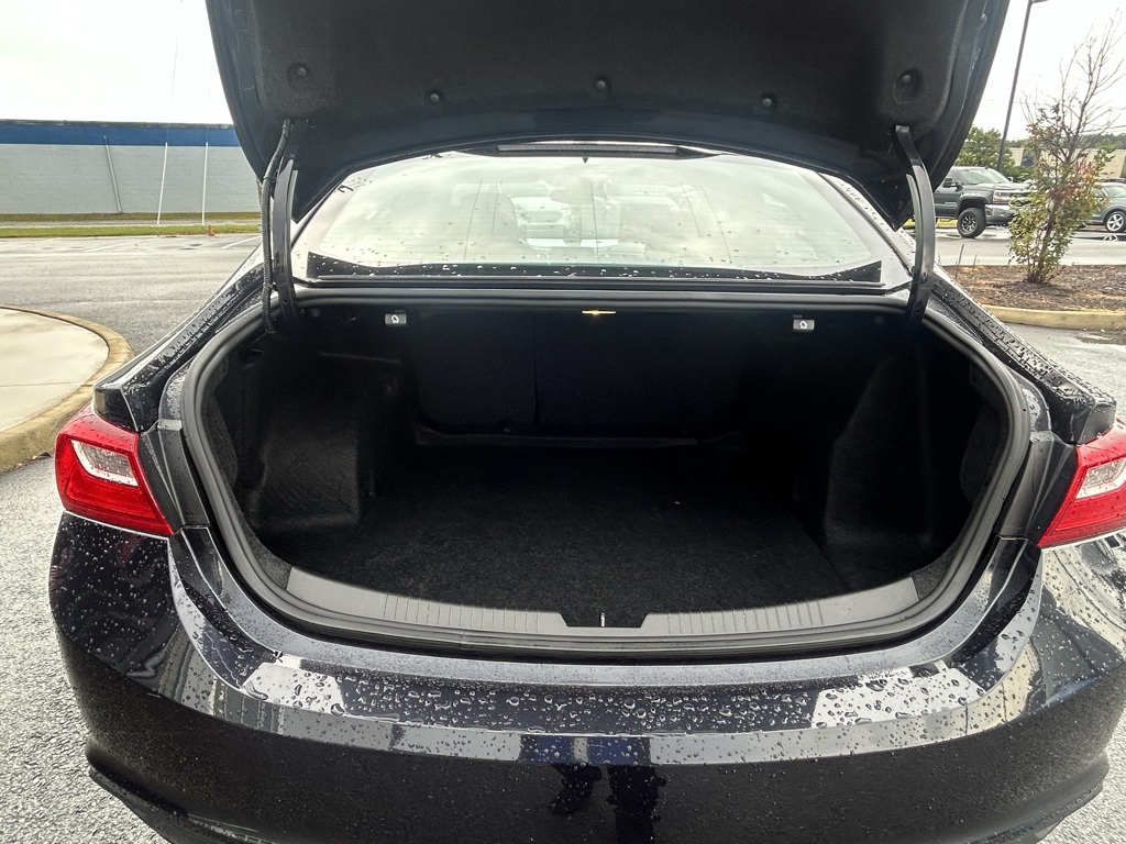 2023 Chevrolet Malibu 1LT photo 4