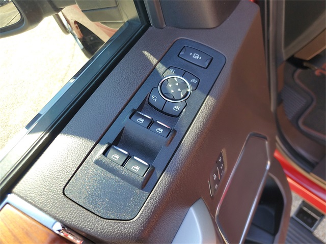 2021 Ford F-350 King Ranch photo 18