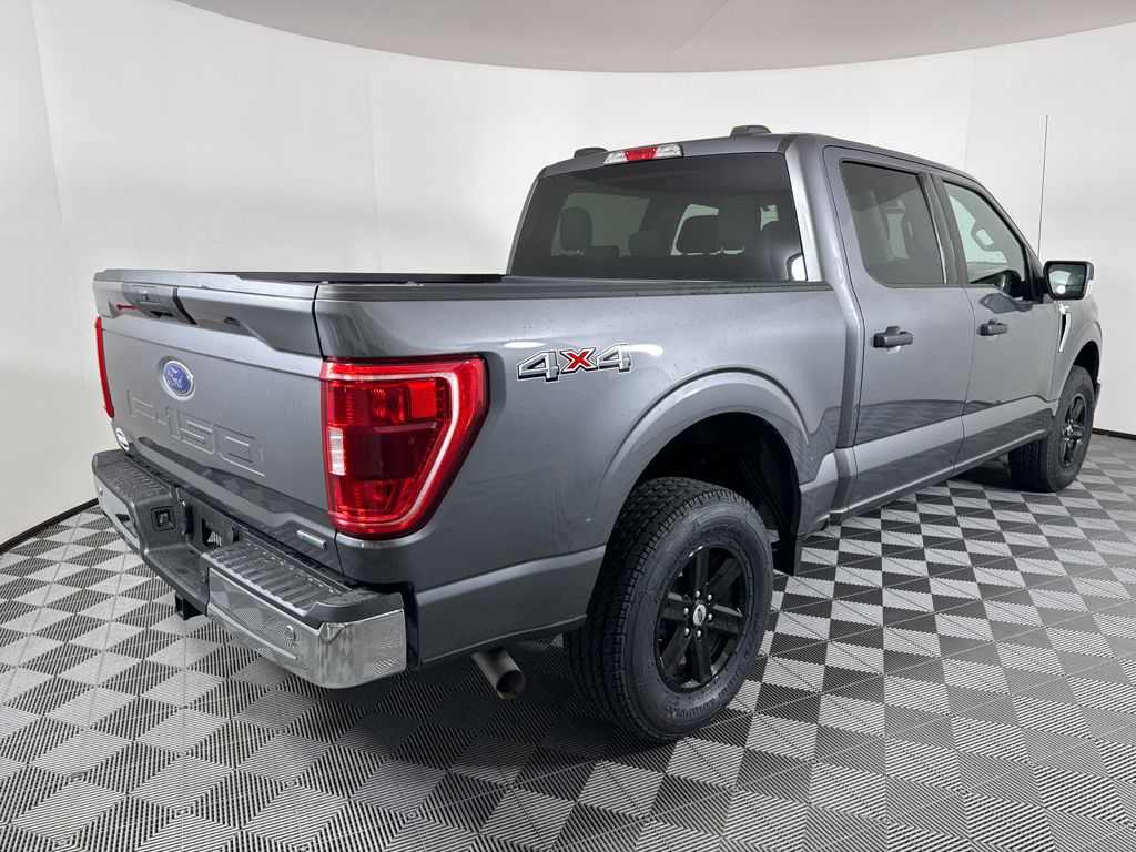 2021 Ford F-150 XLT photo 12